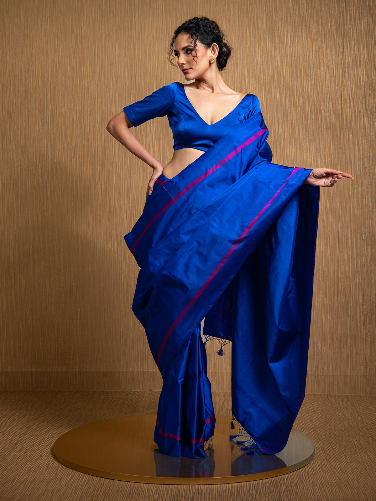 Royal Blue Konia Satin Silk Handloom Banarasi Saree