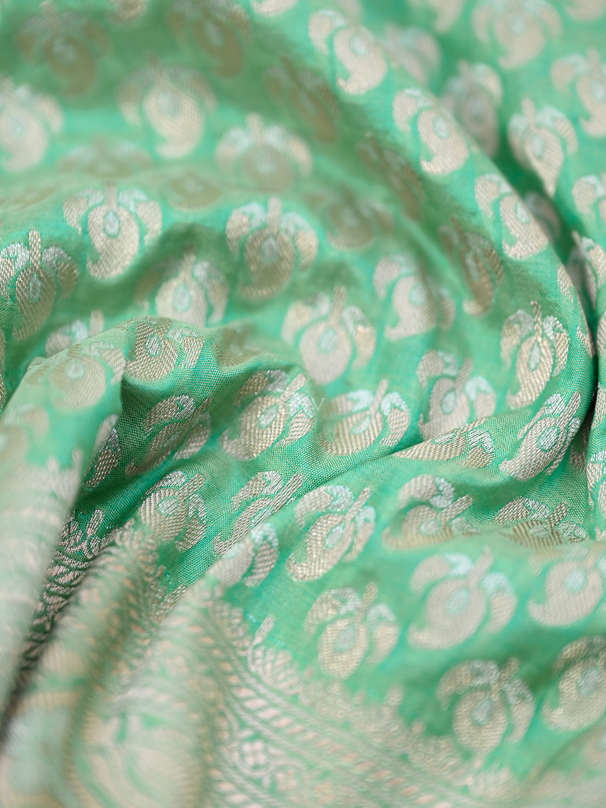 Green Sona Rupa Katan Silk Handloom Banarasi Fabric - Gift Box - Sacred Weaves