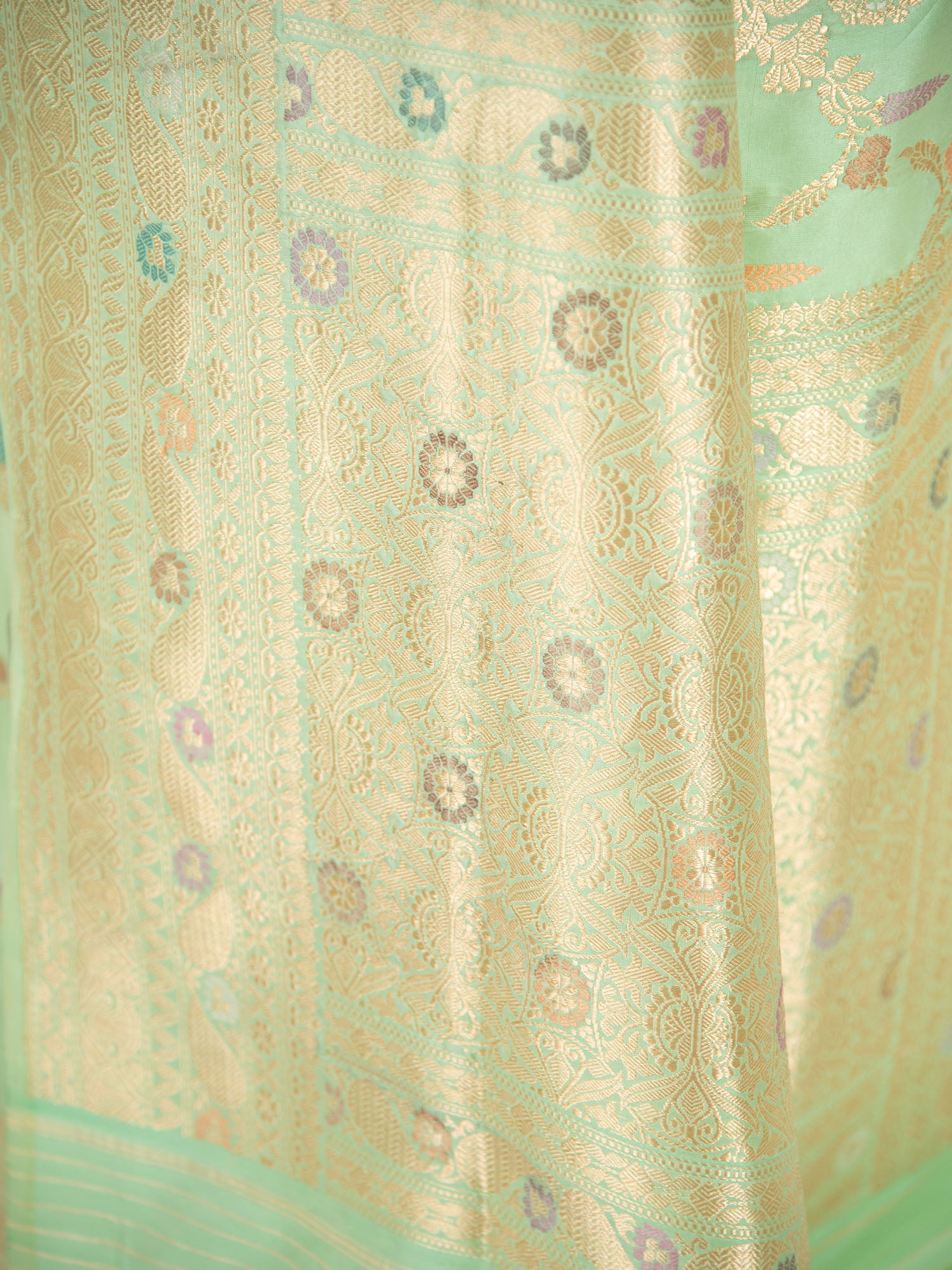 Pastel Pista Green Meenakari Katan Silk Handloom Banarasi Saree - Sacred Weaves