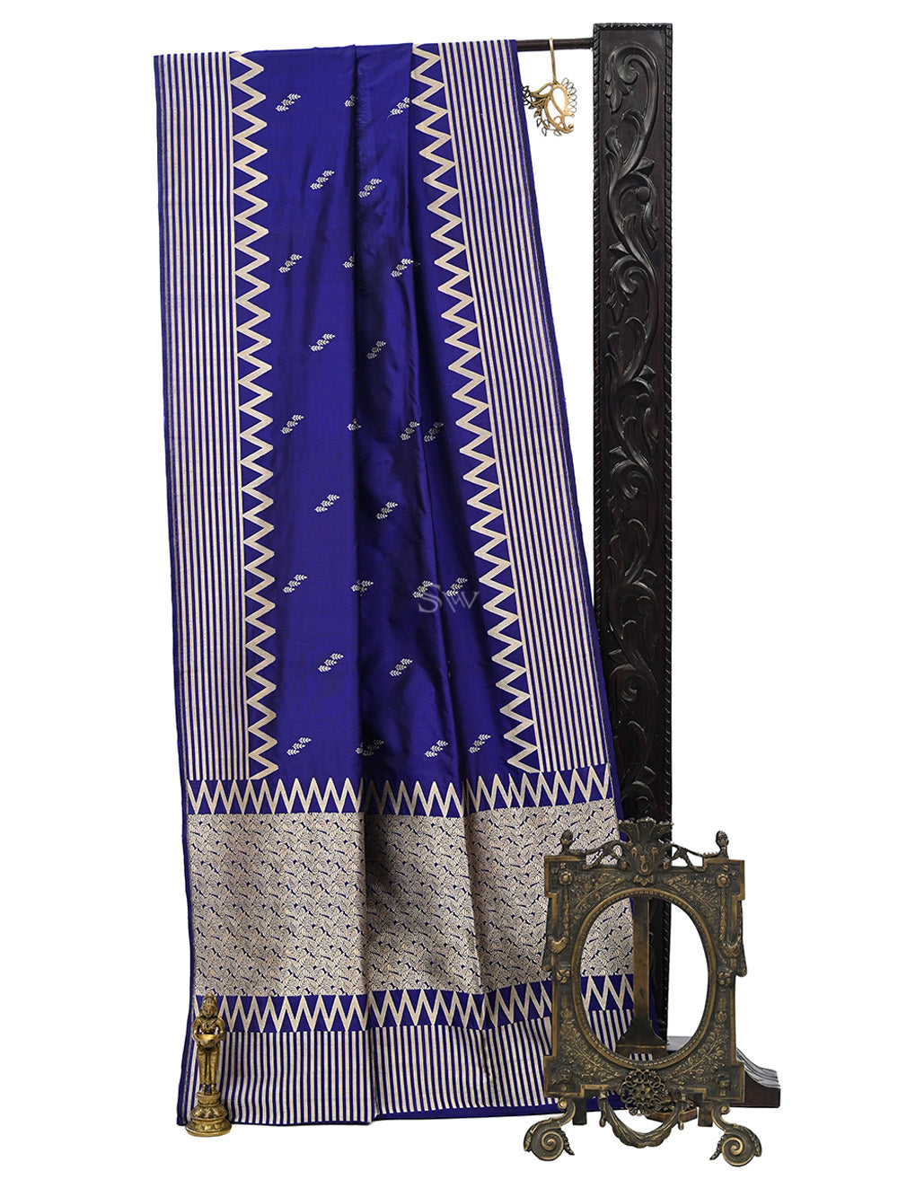 Purple Booti Katan Silk Handloom Banarasi Saree