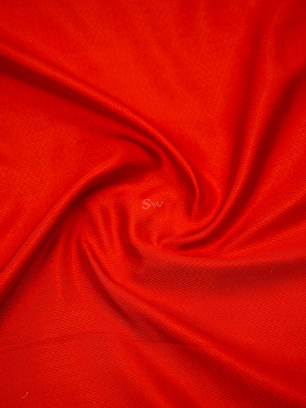 Red Plain Tanchoi Silk Handloom Banarasi Saree