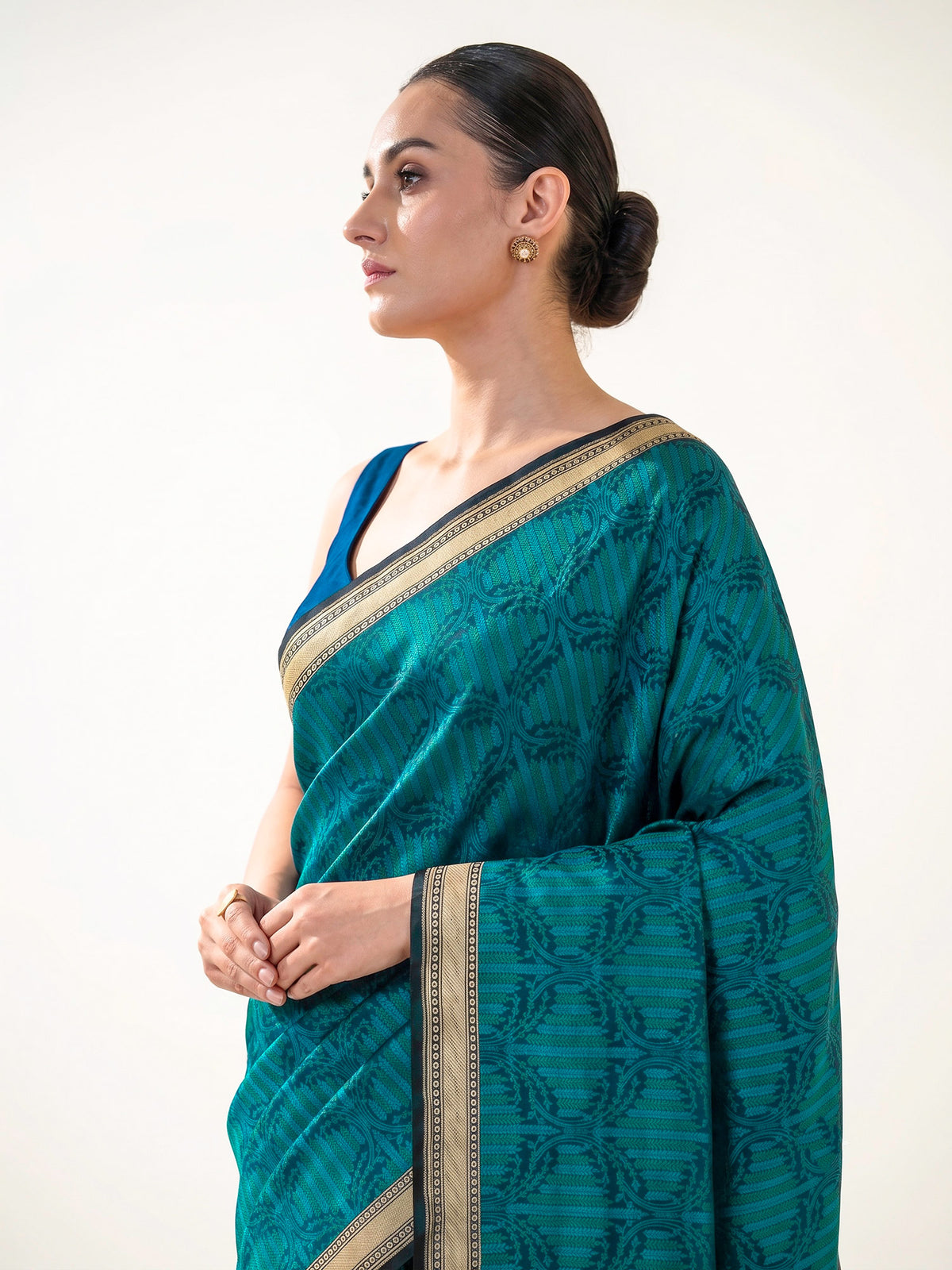 Blue Green Floral Jaal Tanchoi Silk Handloom Banarasi Saree - Sacred Weaves