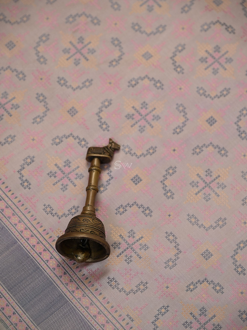 Pastel Onion Pink Tanchoi Silk Handloom Banarasi Saree - Sacred Weaves