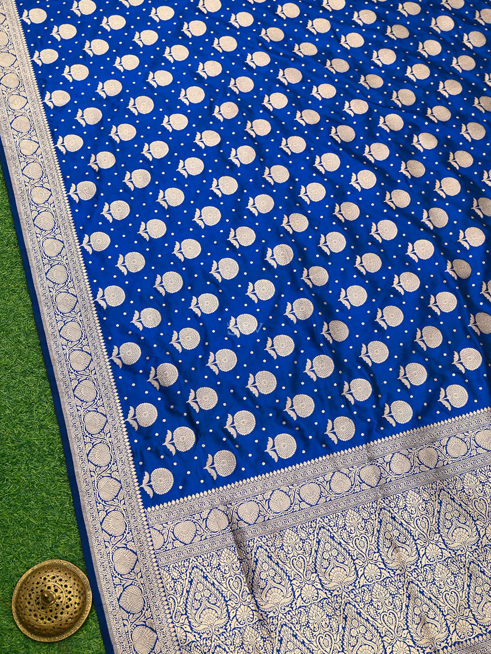 Blue Booti Katan Silk Uppada Handloom Banarasi Saree