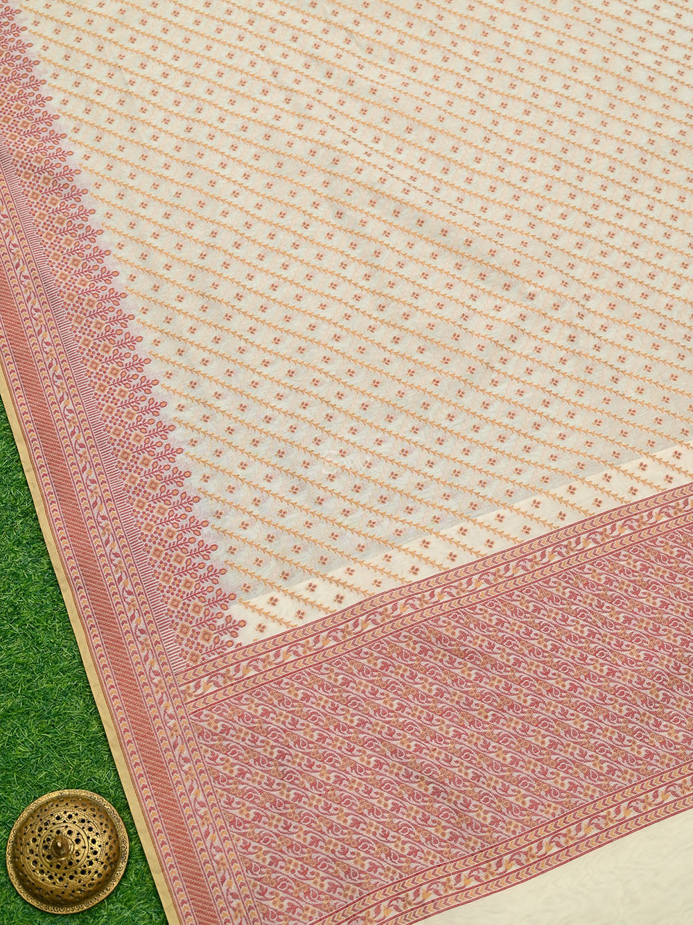 Cream Meenakari Jaal Cotton Silk Handloom Banarasi Saree - Sacred Weaves