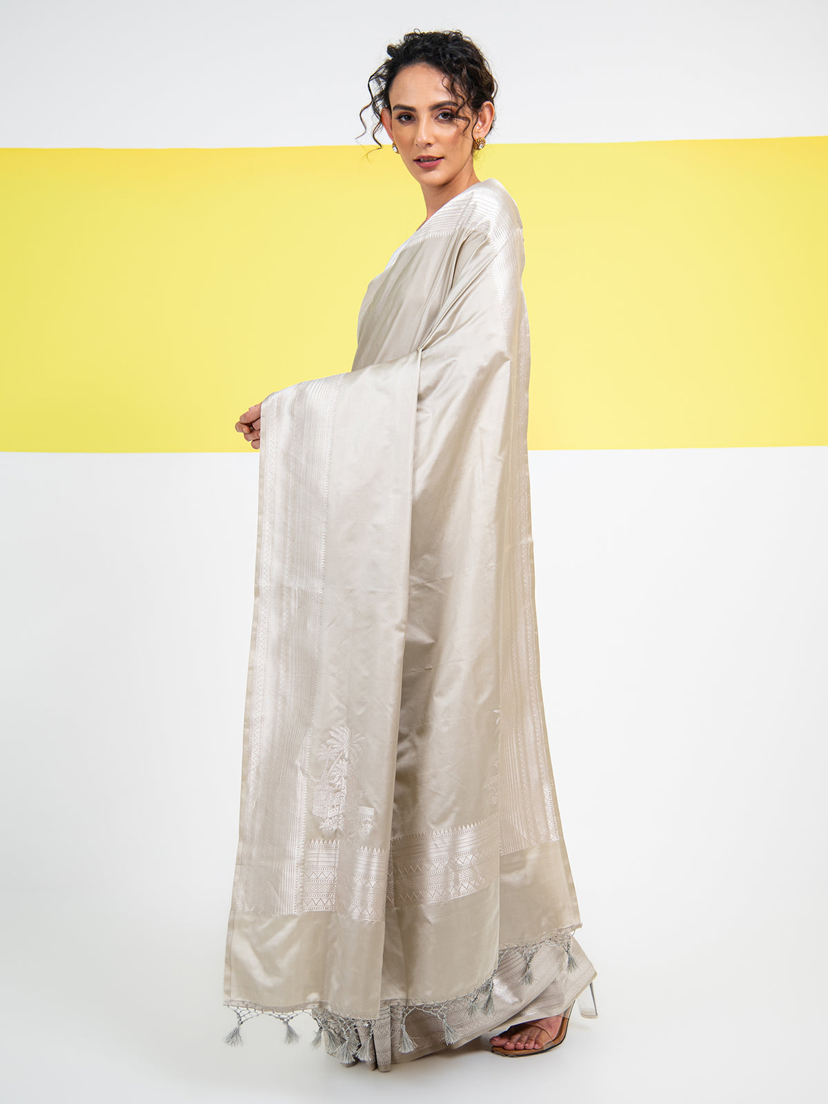 Off White Plain Satin Silk Handloom Banarasi Saree - Sacred Weaves