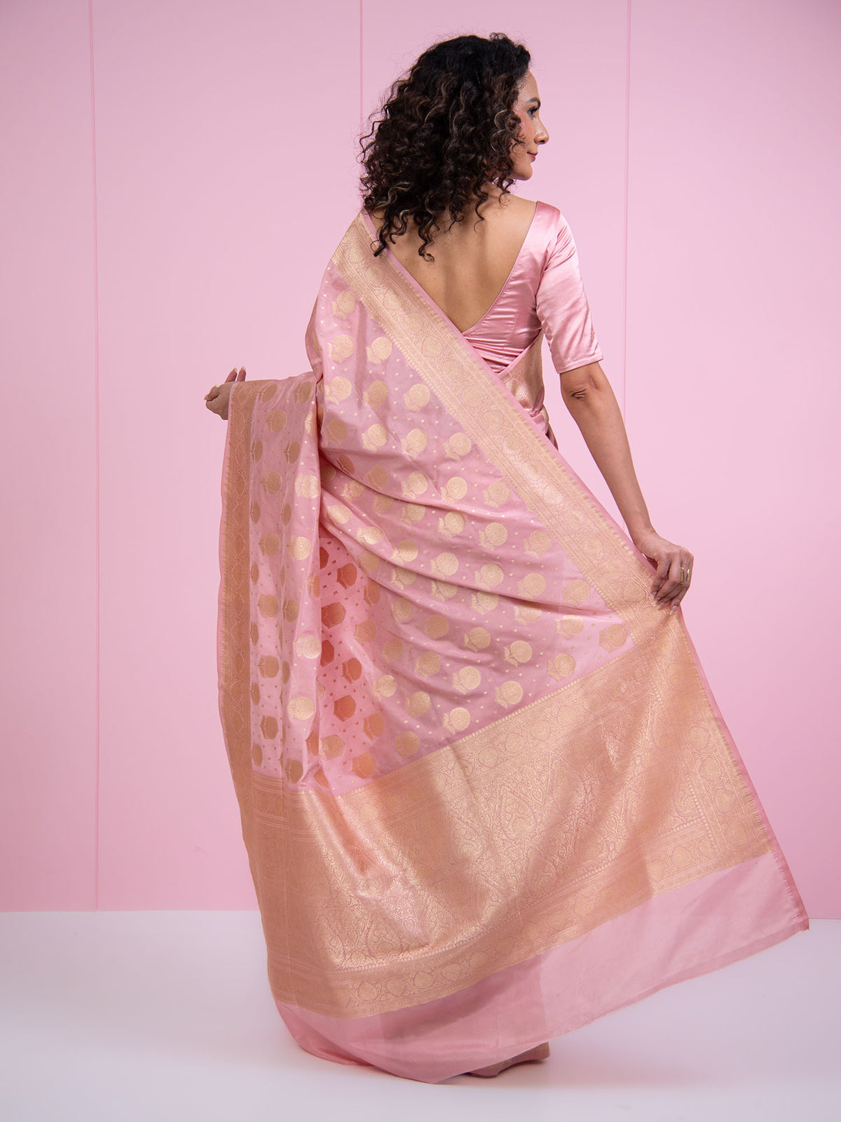 Pastel Pink Booti Katan Silk Uppada Handloom Banarasi Saree - Sacred Weaves