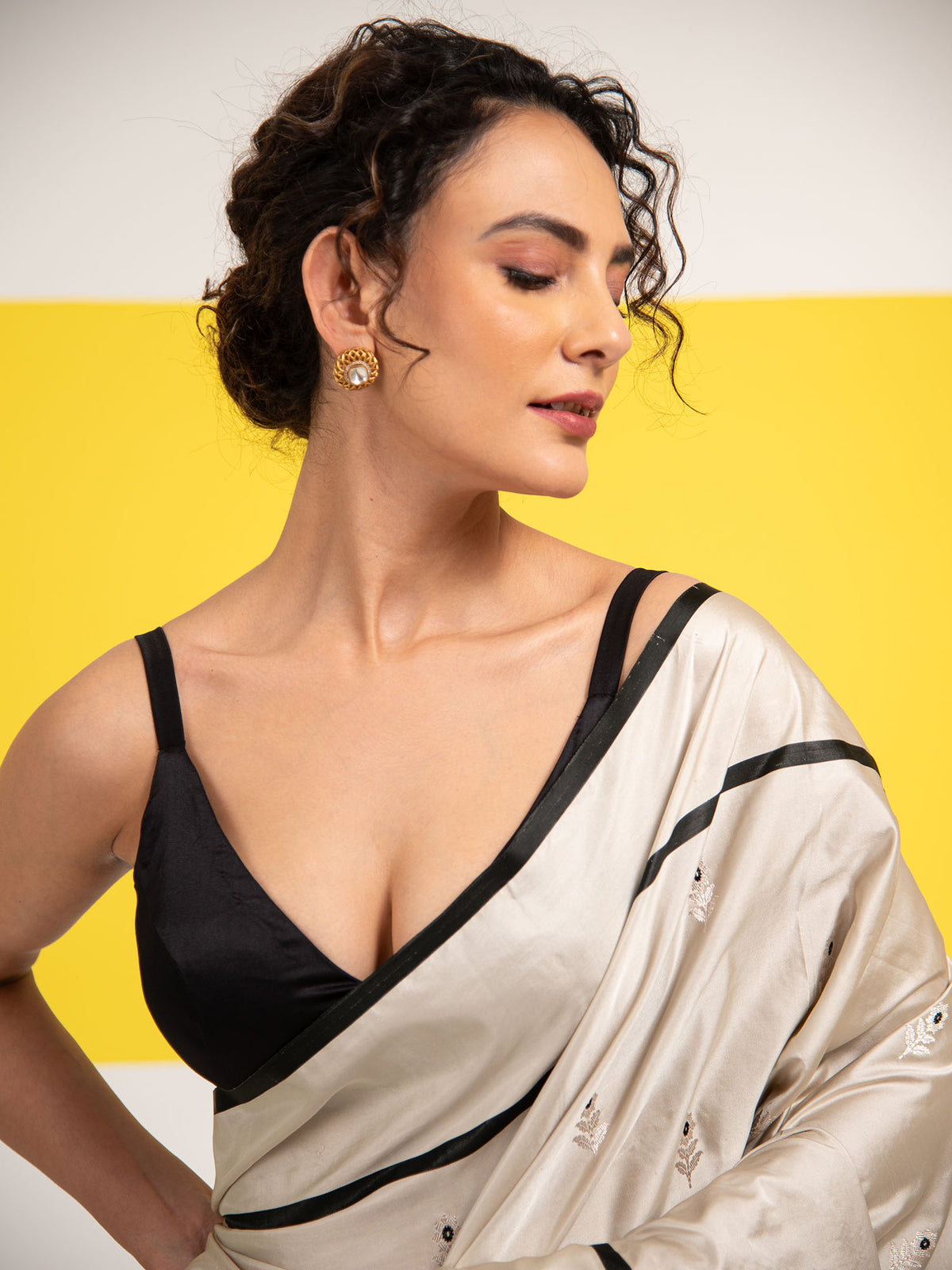 Off White Booti Satin Silk Handloom Banarasi Saree