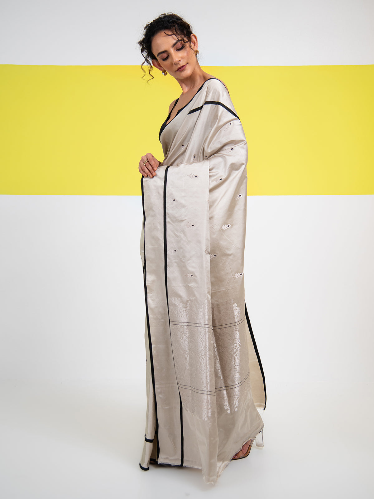 Off White Booti Satin Silk Handloom Banarasi Saree - Sacred Weaves