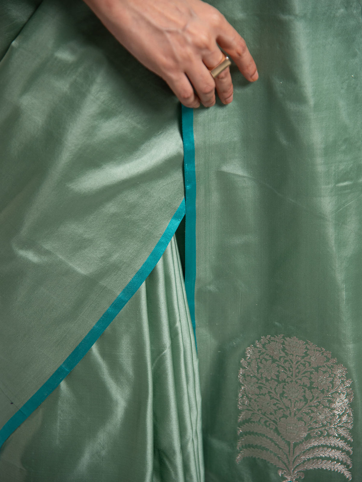 Greenish Grey Plain Satin Silk Handloom Banarasi Saree - Sacred Weaves