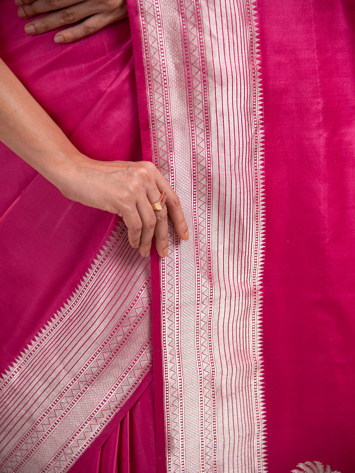Dark Pink Satin Silk Handloom Banarasi Saree - Sacred Weaves