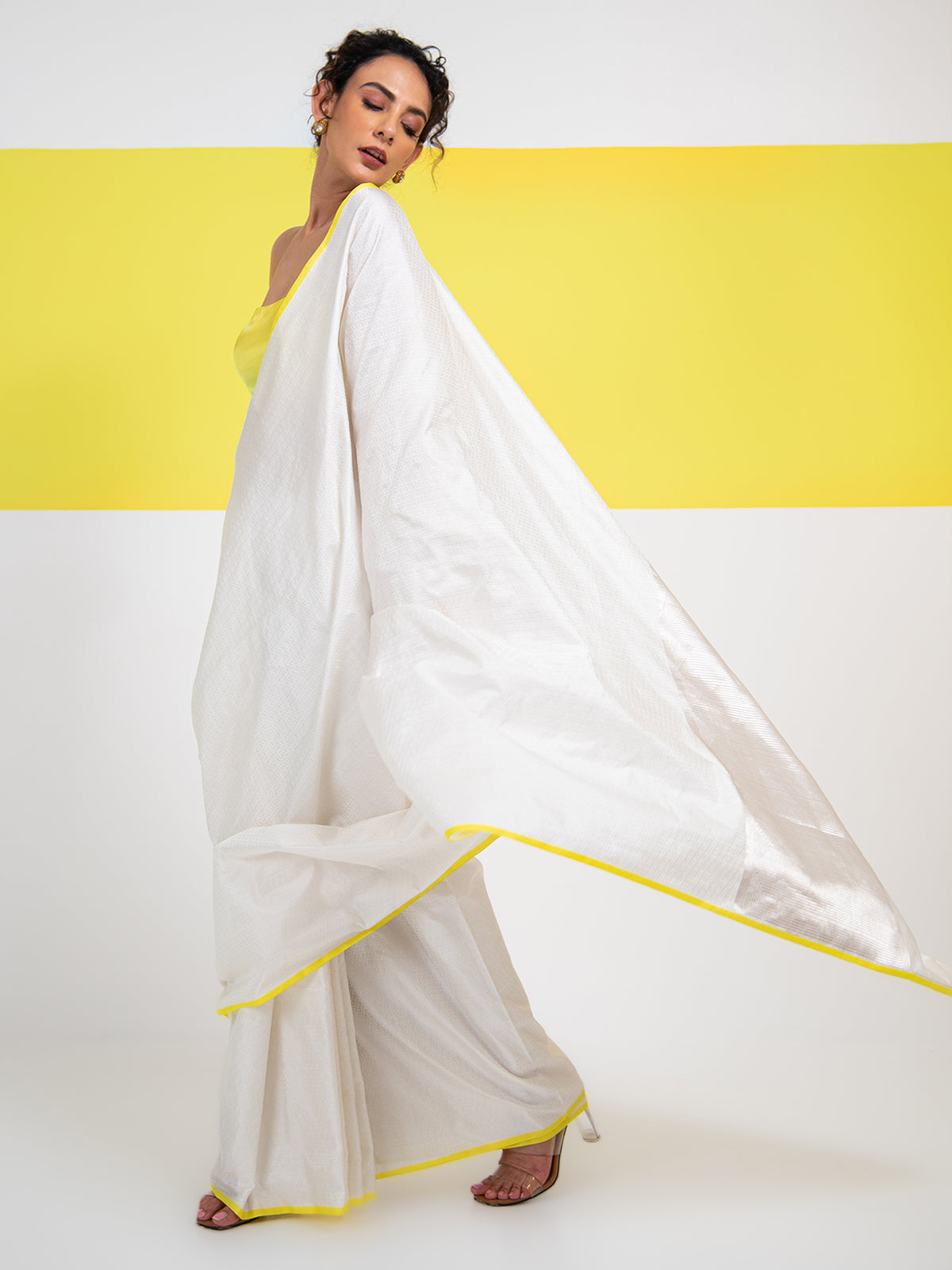 White Satin Tanchoi Handloom Banarasi Saree - Sacred Weaves
