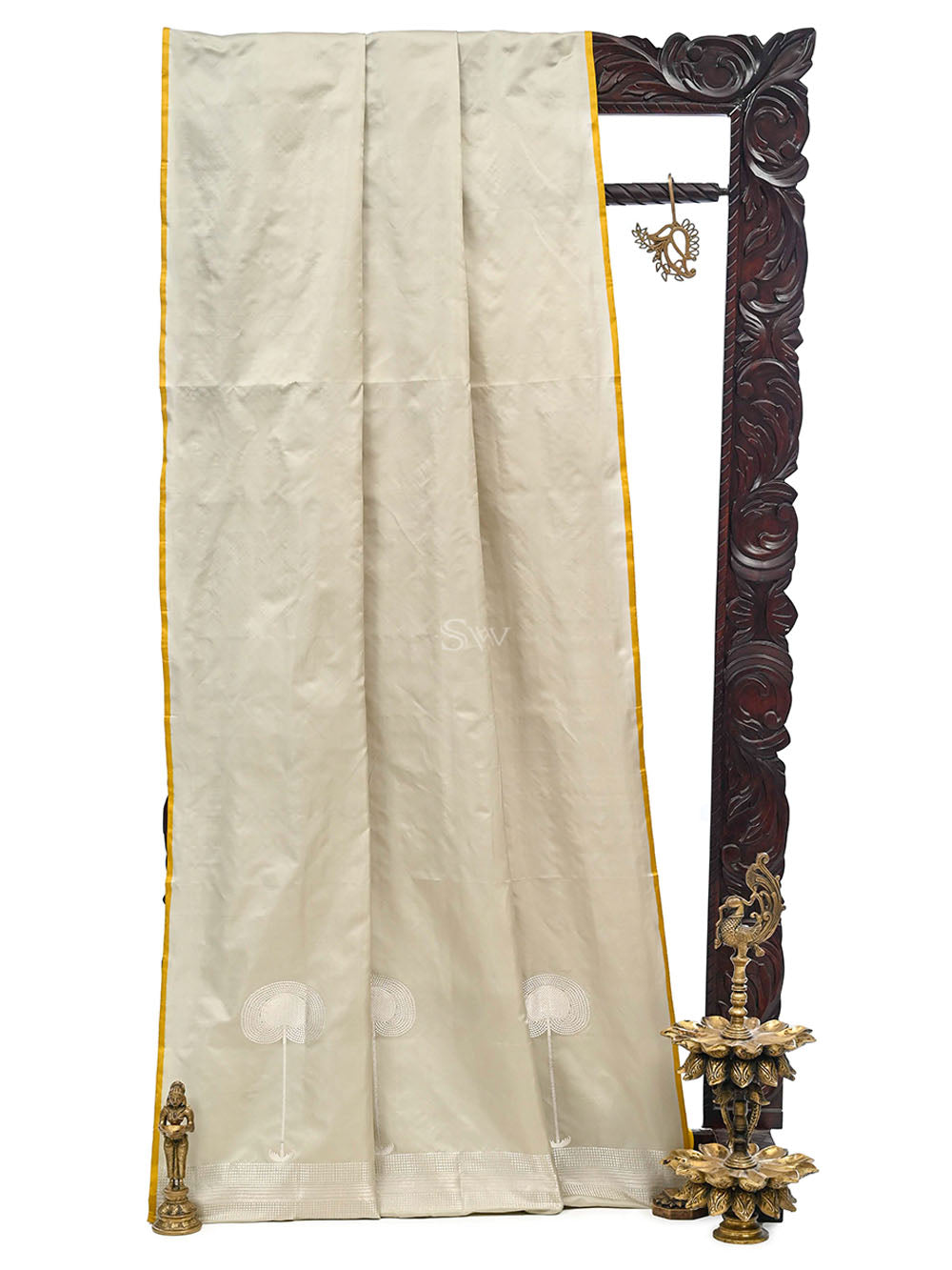 Off-White Plain Satin Silk Handloom Banarasi Saree - Sacred Weaves