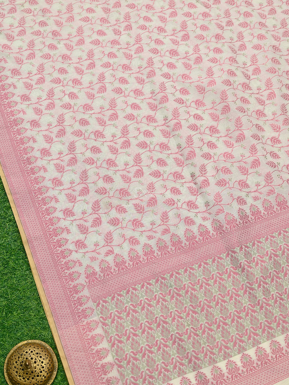Off-White Meenakari Booti Cotton Silk Handloom Banarasi Saree - Sacred Weaves