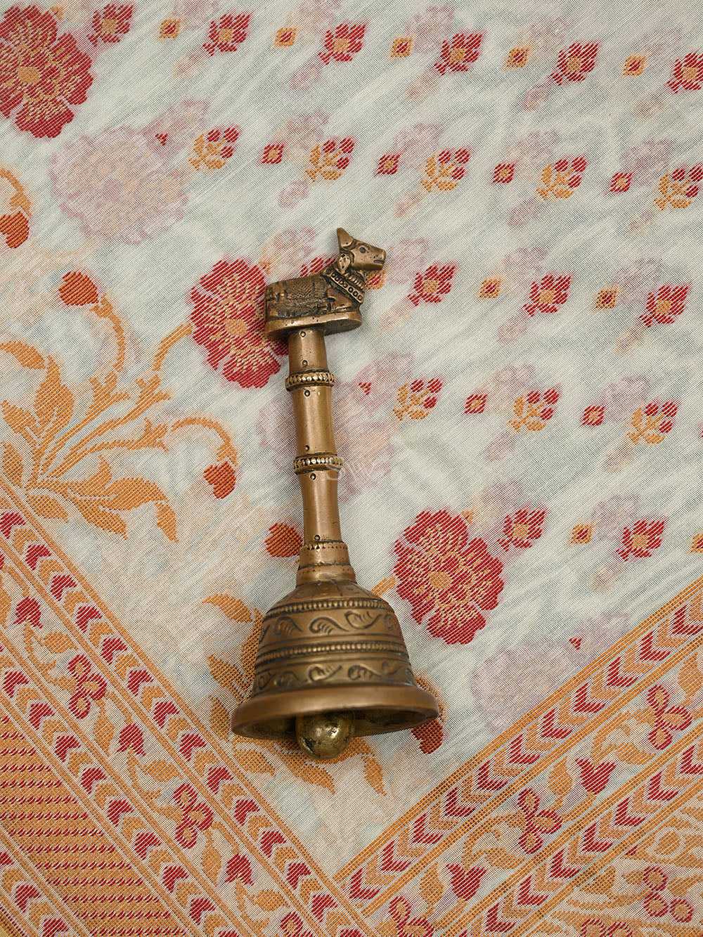 Cream Meenakari Leheriya Booti Cotton Silk Handloom Banarasi Saree - Sacred Weaves