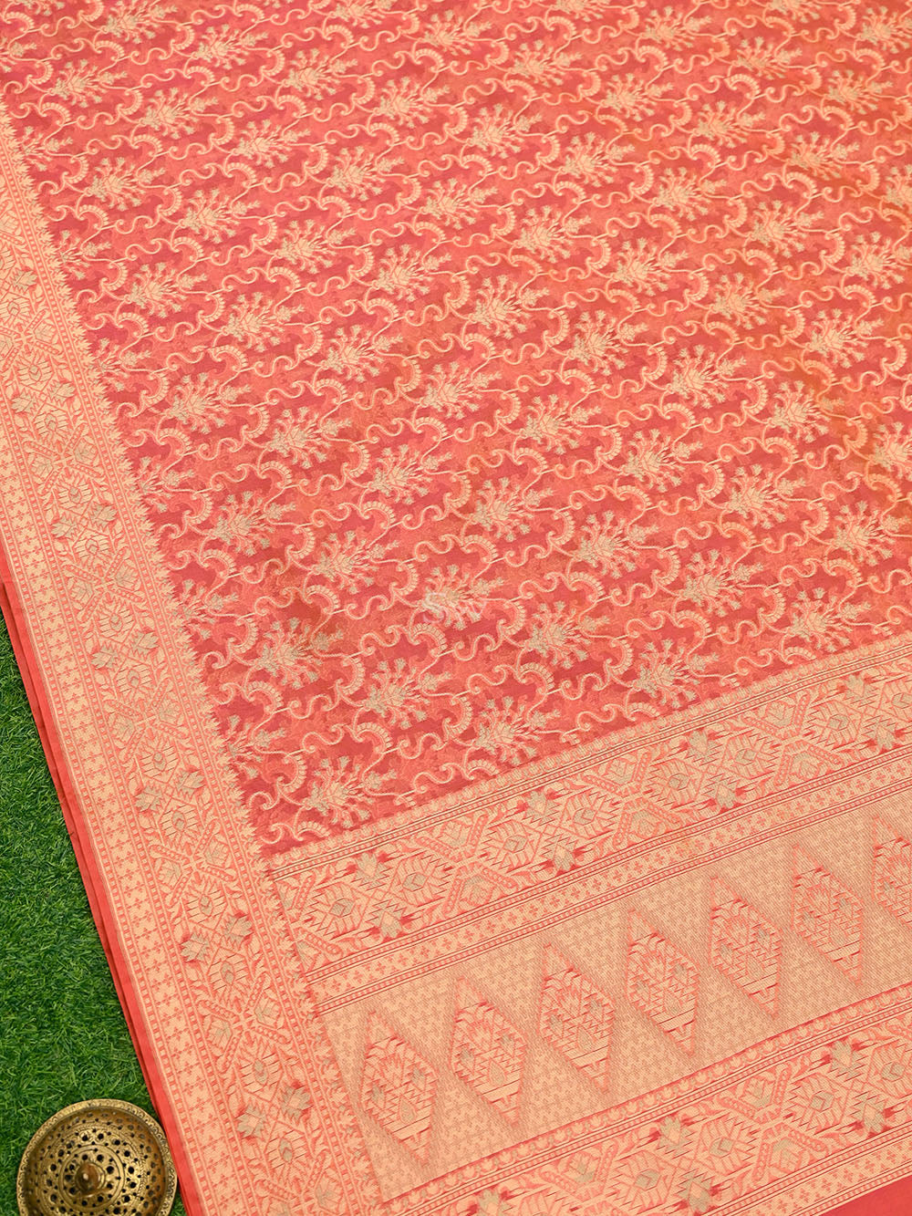 Pink Meenakari Jaal Cotton Silk Handloom Banarasi Saree - Sacred Weaves