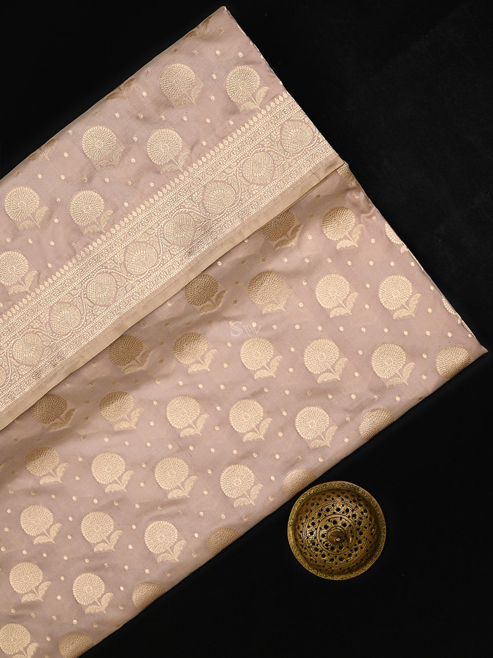 Dusky Pink Booti Katan Silk Uppada Handloom Banarasi Saree - Sacred Weaves