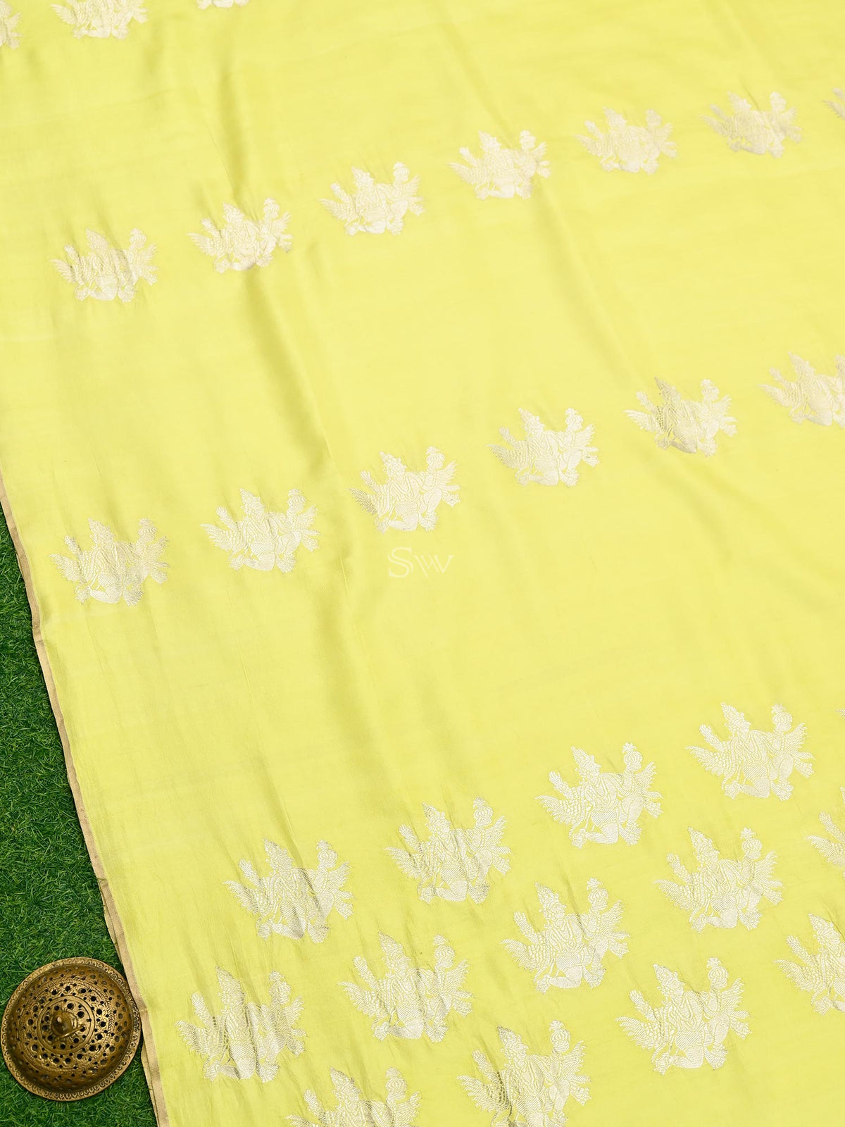 Neon Yellow Shikargah Boota Satin Silk Handloom Banarasi Saree