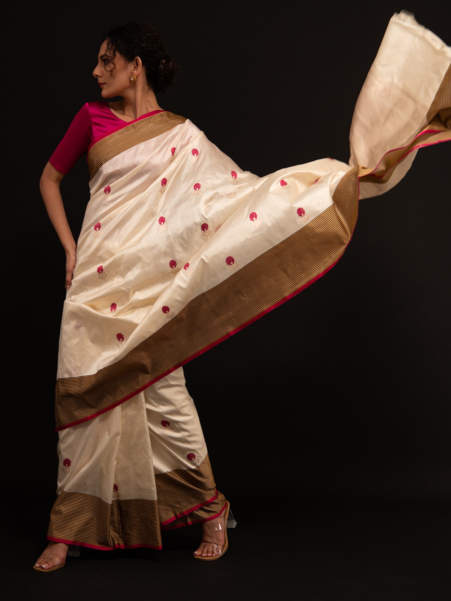 Cream Meenakari Katan Silk Handloom Banarasi Saree - undefined