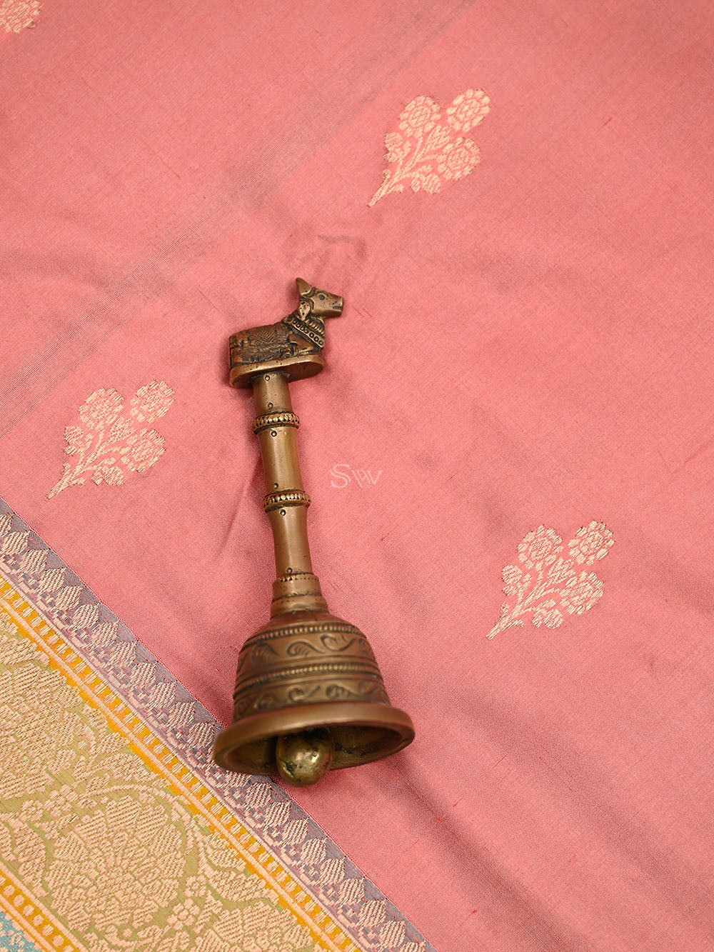 Pink Konia Katan Silk Handloom Banarasi Saree - Sacred Weaves