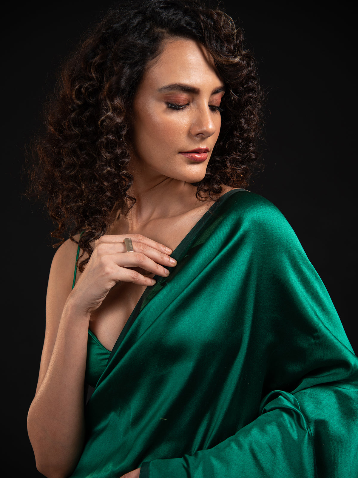Bottle Green Plain Satin Silk Handloom Banarasi Saree - Sacred Weaves