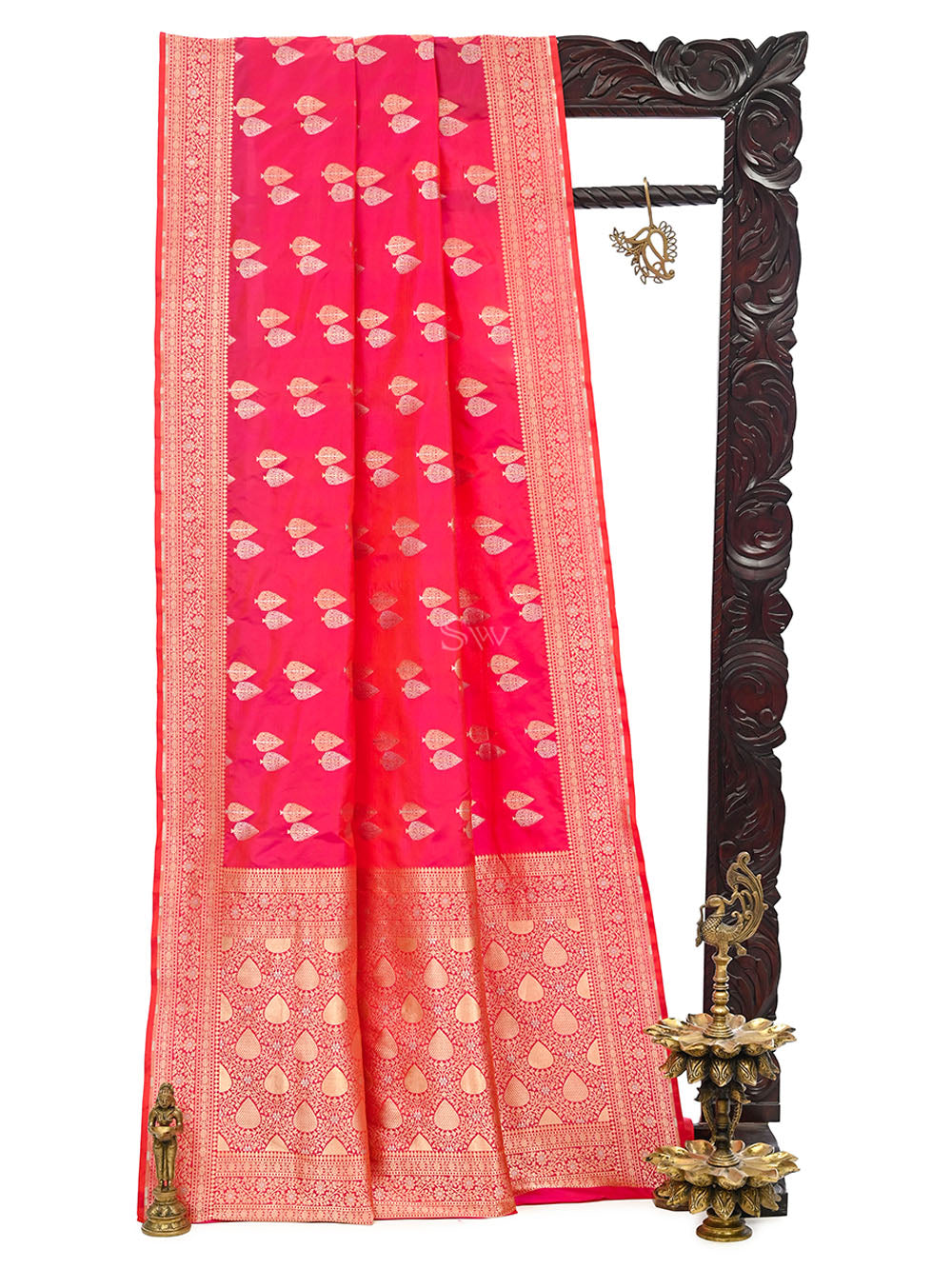 Pink Orange Booti Katan Silk Handloom Banarasi Saree - Sacred Weaves