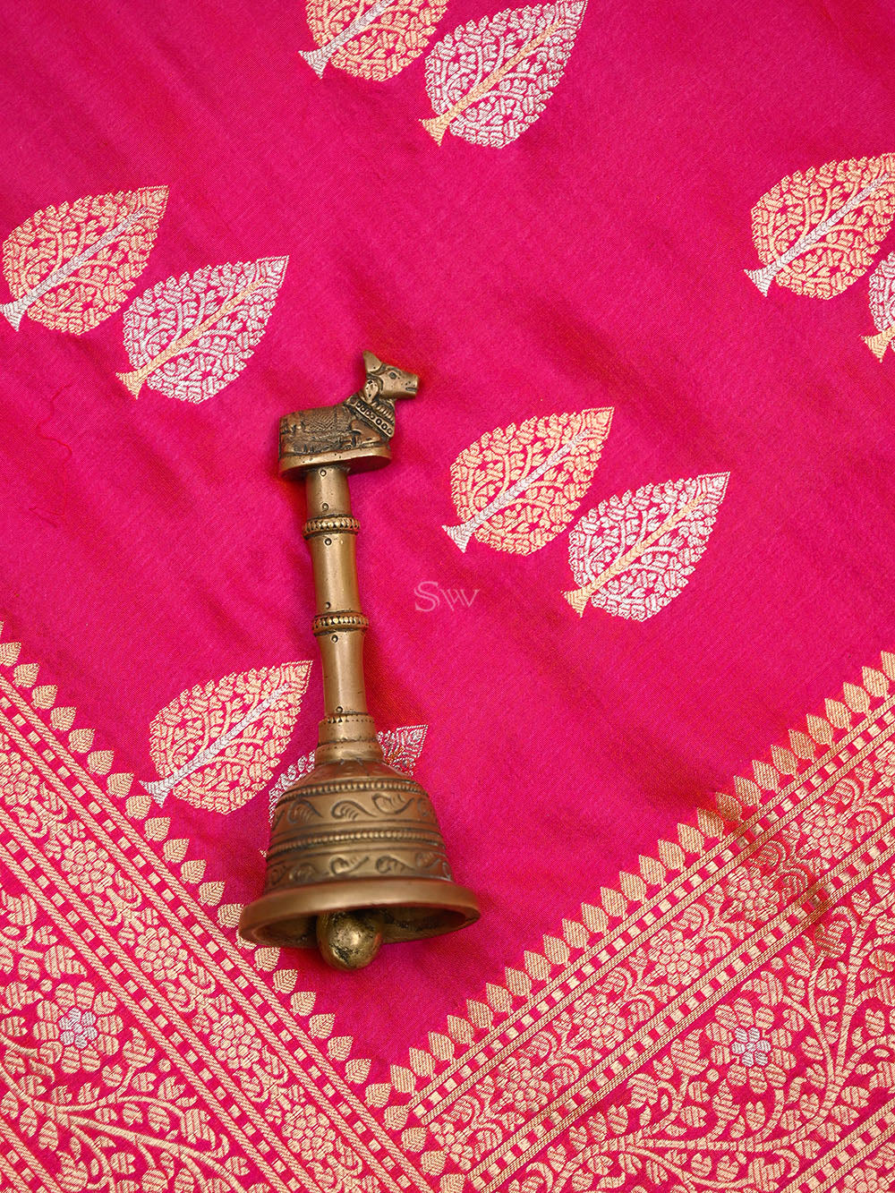 Pink Orange Booti Katan Silk Handloom Banarasi Saree - Sacred Weaves