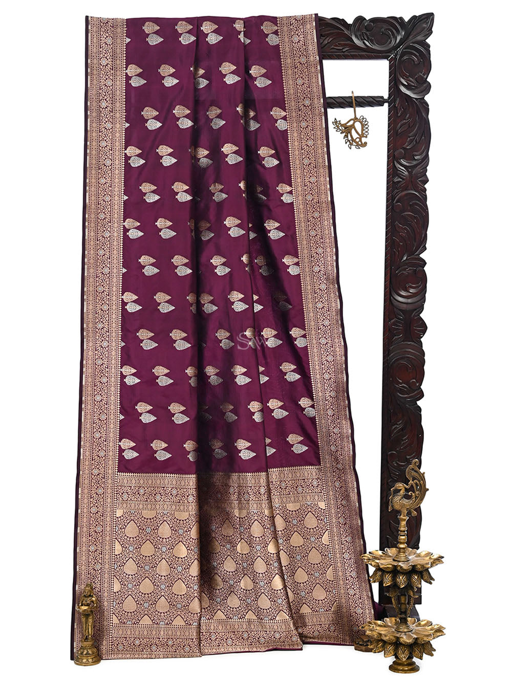 Wine Booti Katan Silk Handloom Banarasi Saree - Sacred Weaves