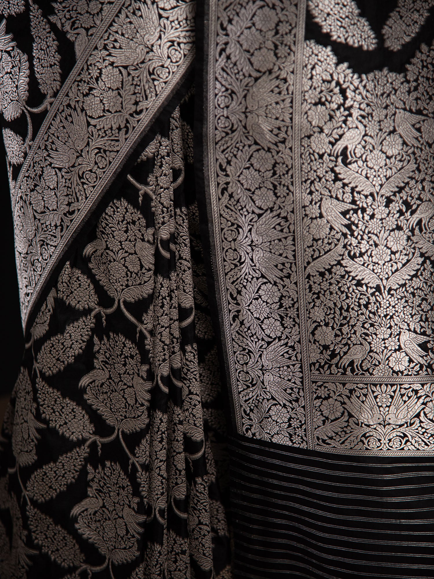 Black Shikargah Katan Silk Handloom Banarasi Saree - Sacred Weaves