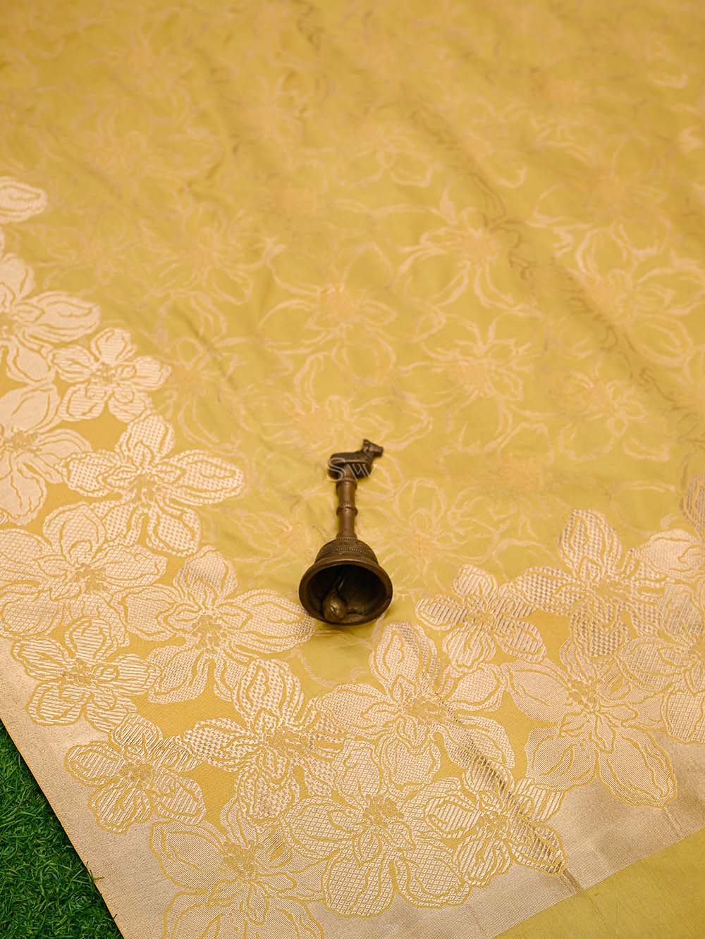 Yellow Jaal Katan Silk Handloom Banarasi Saree