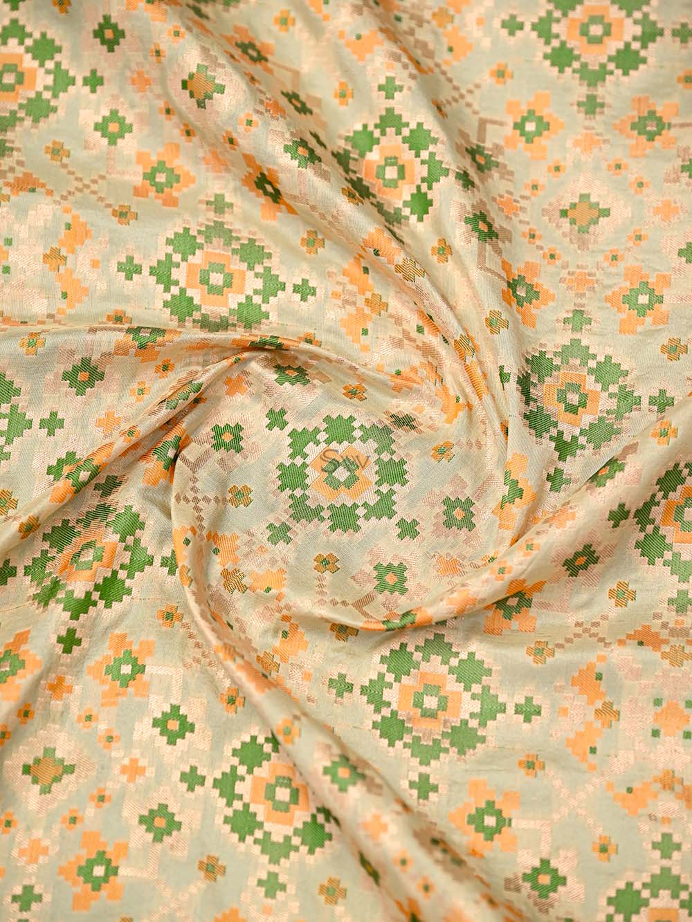Cream Paithani Meenakari Katan Silk Handloom Banarasi Saree