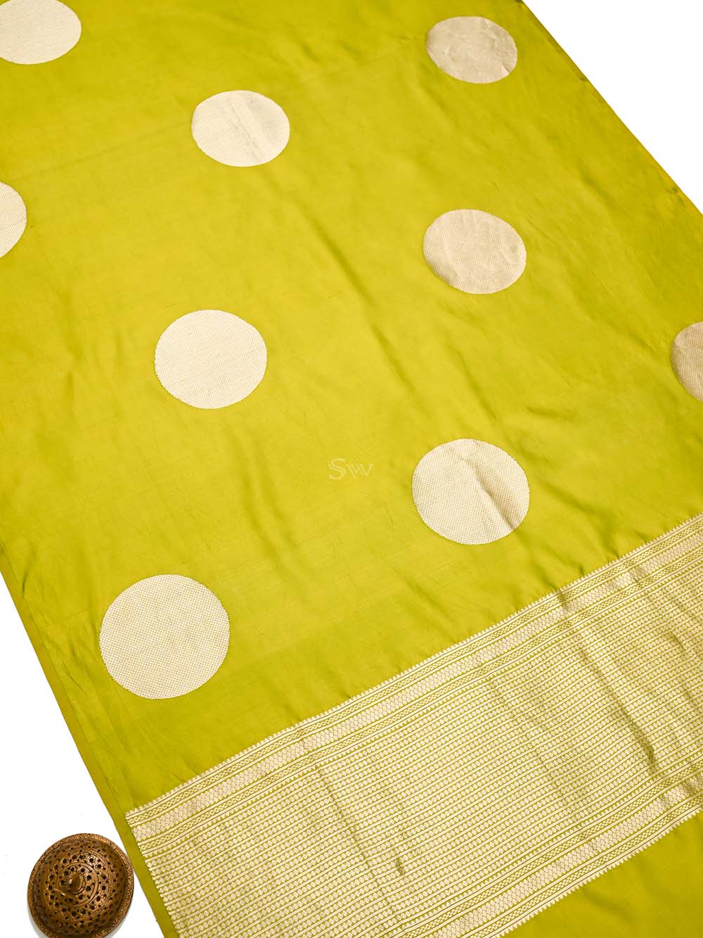 Lime Green Boota Katan Silk Handloom Banarasi Saree - Sacred Weaves