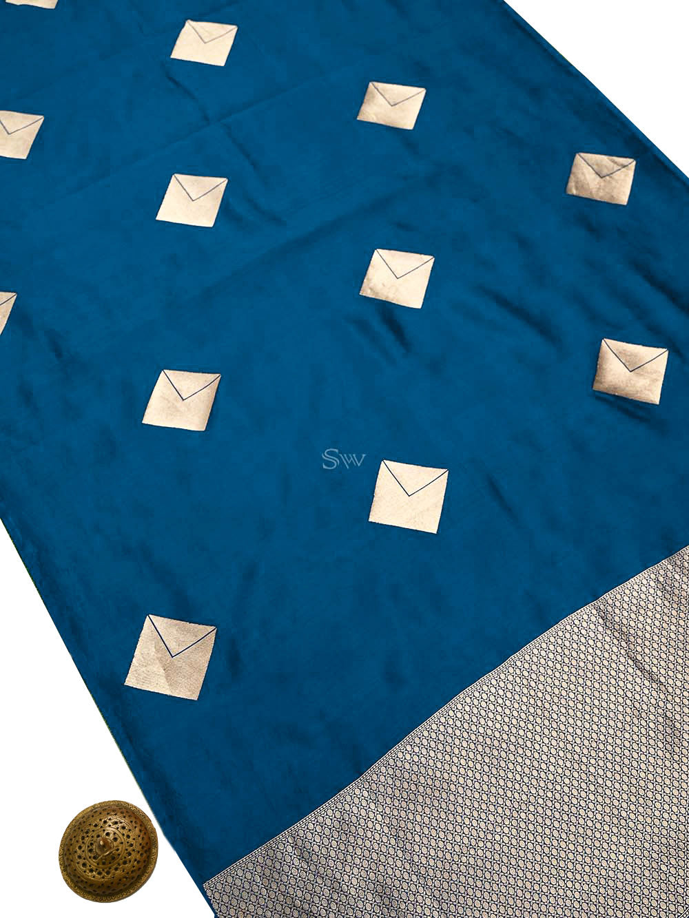 Midnight Blue Boota Pure Silk Handloom Banarasi Saree