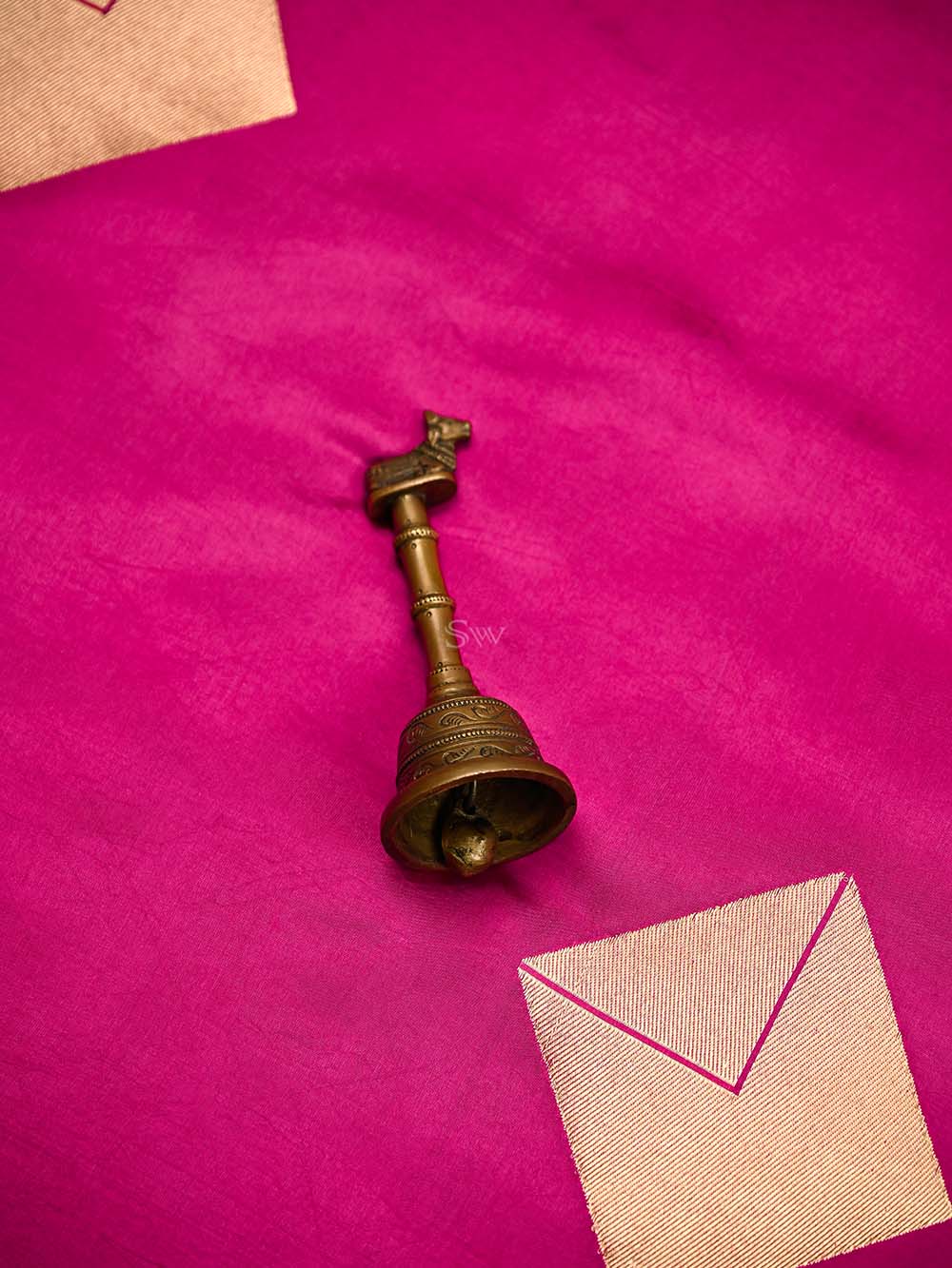 Magenta Boota Pure Silk Handloom Banarasi Saree - Sacred Weaves