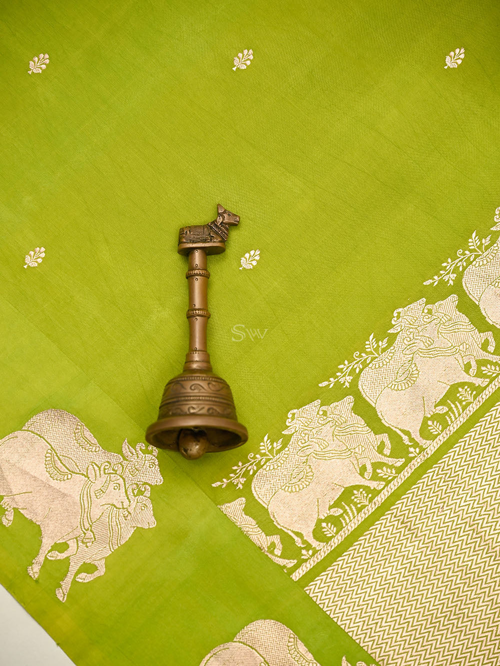 Parrot Green Zari Booti Pure Silk Handloom Banarasi Saree - Sacred Weaves