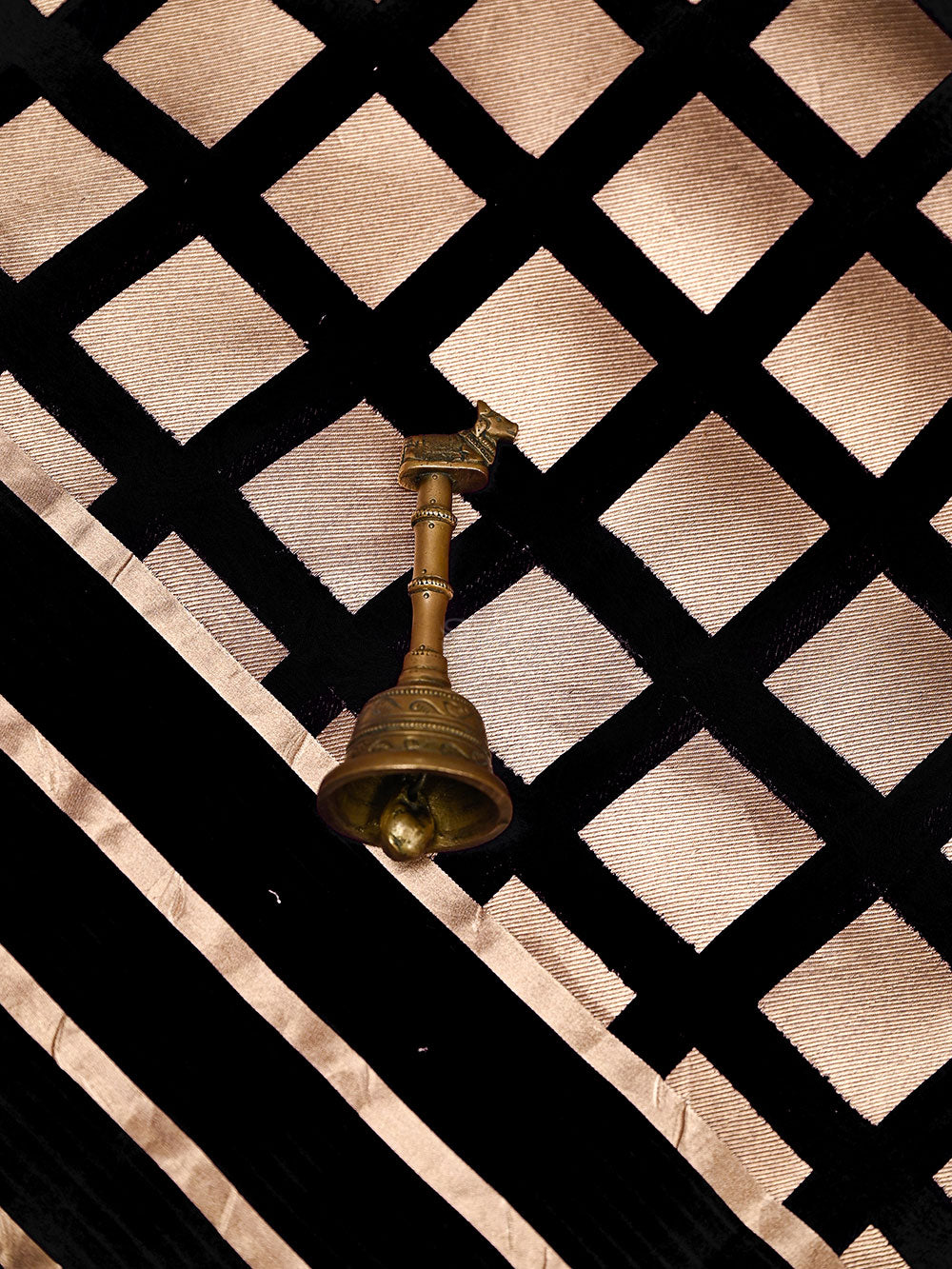 Black Boota Organza Handloom Banarasi Saree - Sacred Weaves