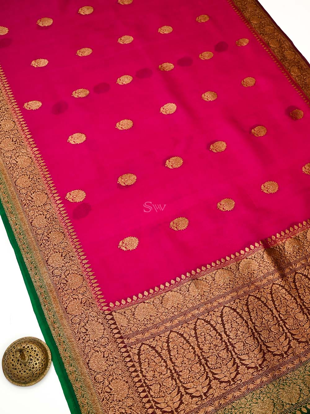 Dark Magenta Organza Silk Handloom Banarasi Saree - Sacred Weaves