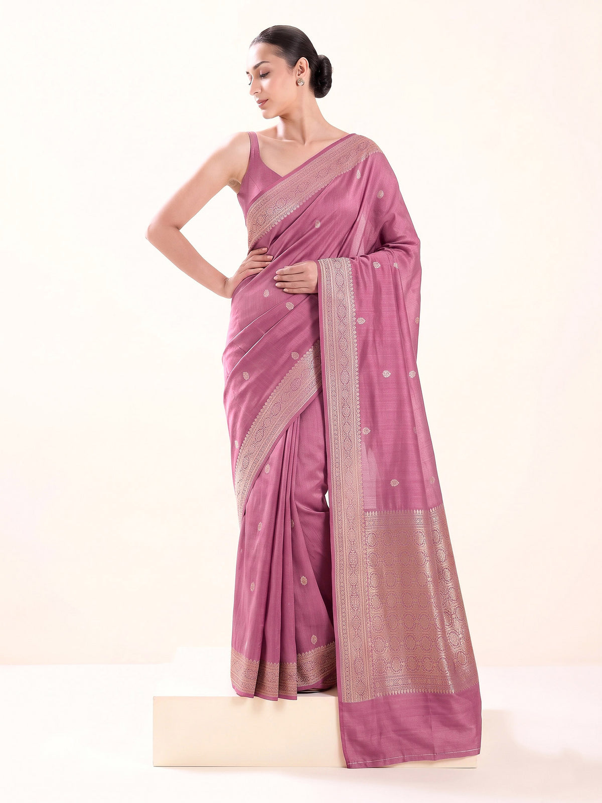 Pink Sona Roopa Booti Satin Silk Handloom Banarasi Saree - Sacred Weaves