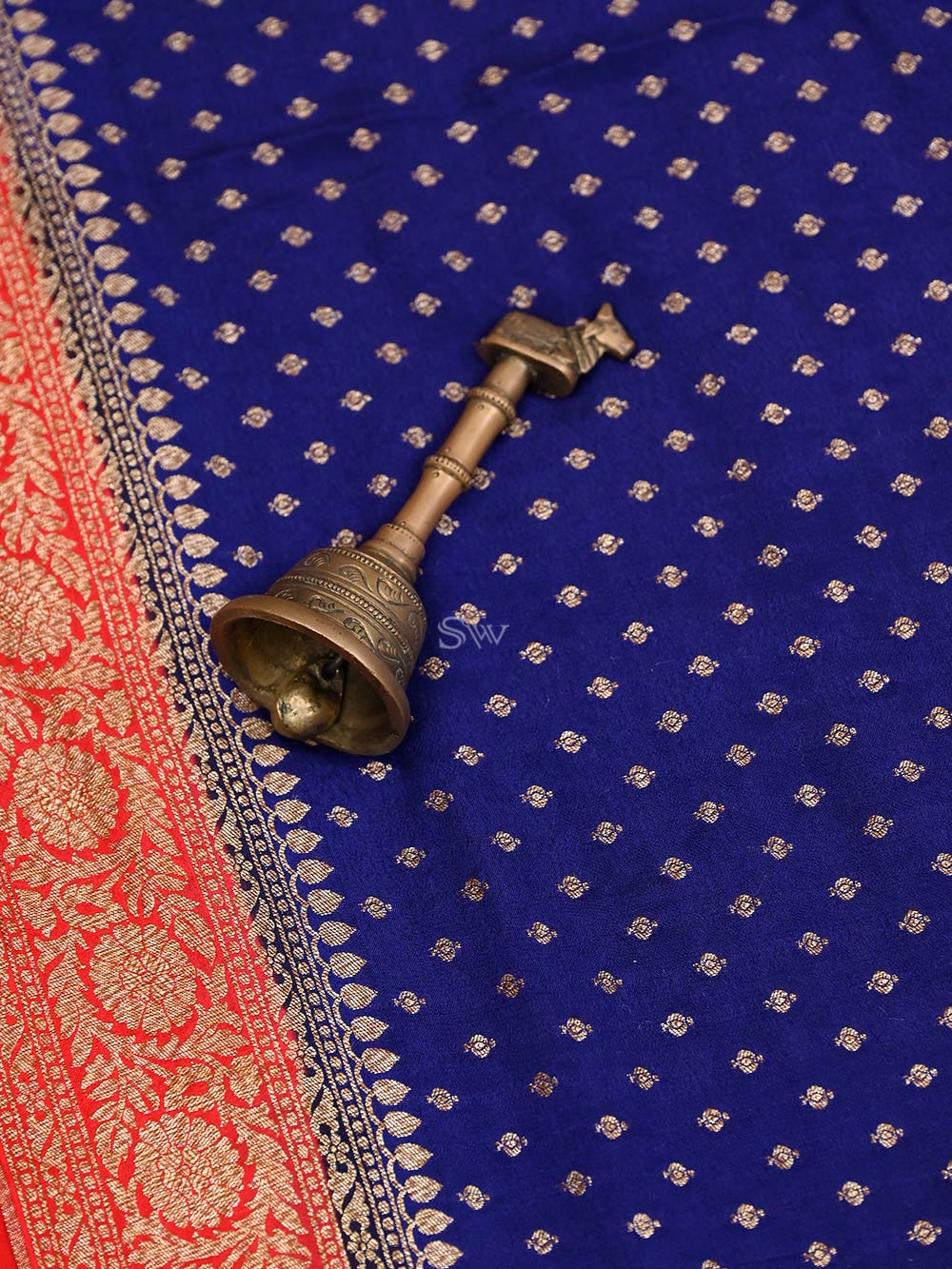 Blue Crepe Silk Booti Handloom Banarasi Saree - Sacred Weaves