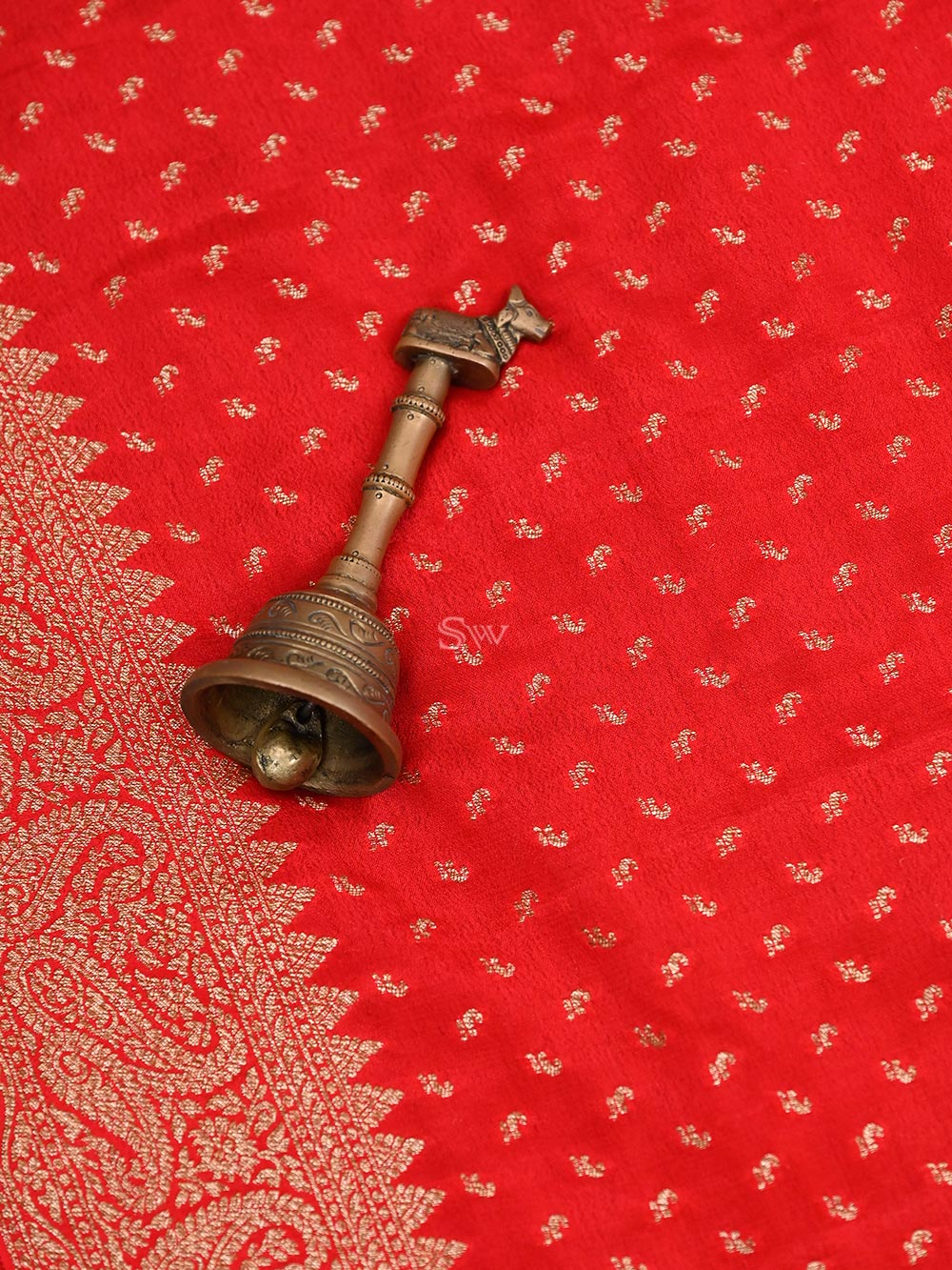 Red Crepe Silk Booti Handloom Banarasi Saree - Sacred Weaves