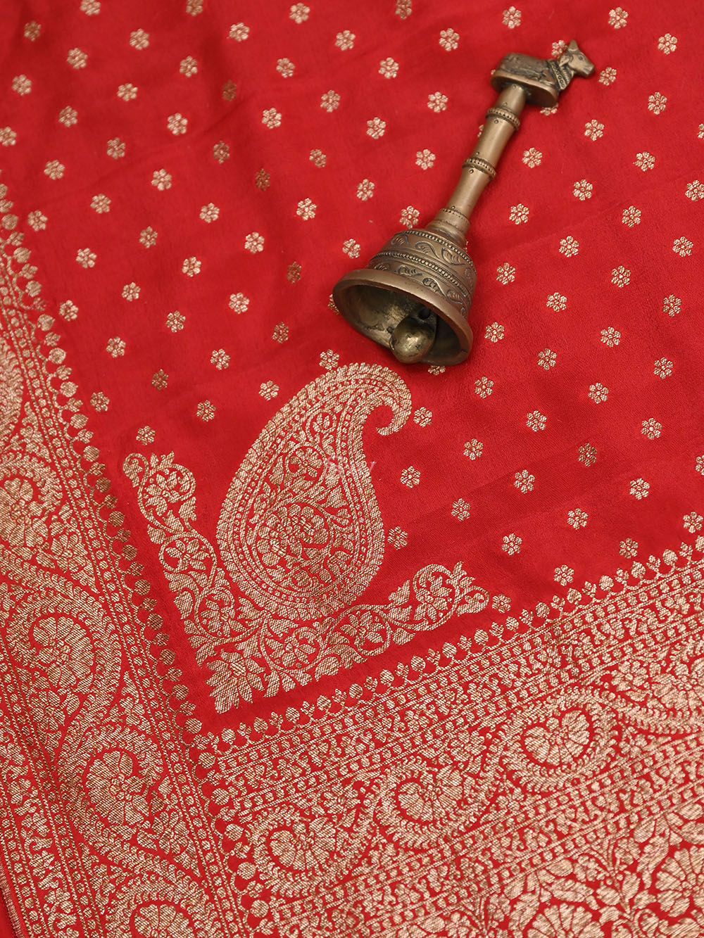 Red Crepe Silk Booti Handloom Banarasi Saree - Sacred Weaves