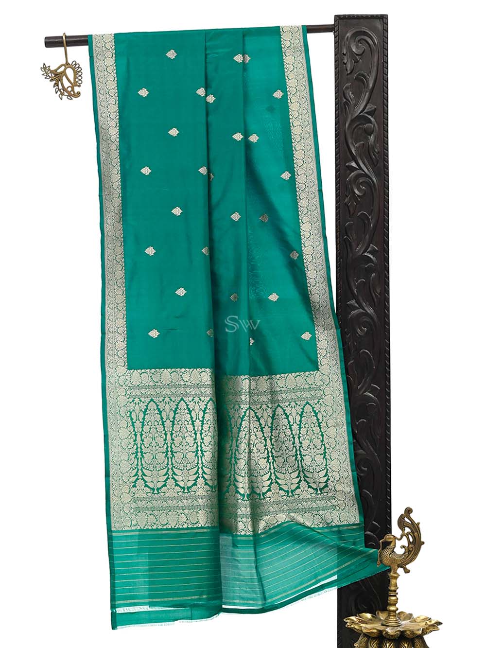 Green Booti Katan Silk Handloom Banarasi Dupatta - Sacred Weaves