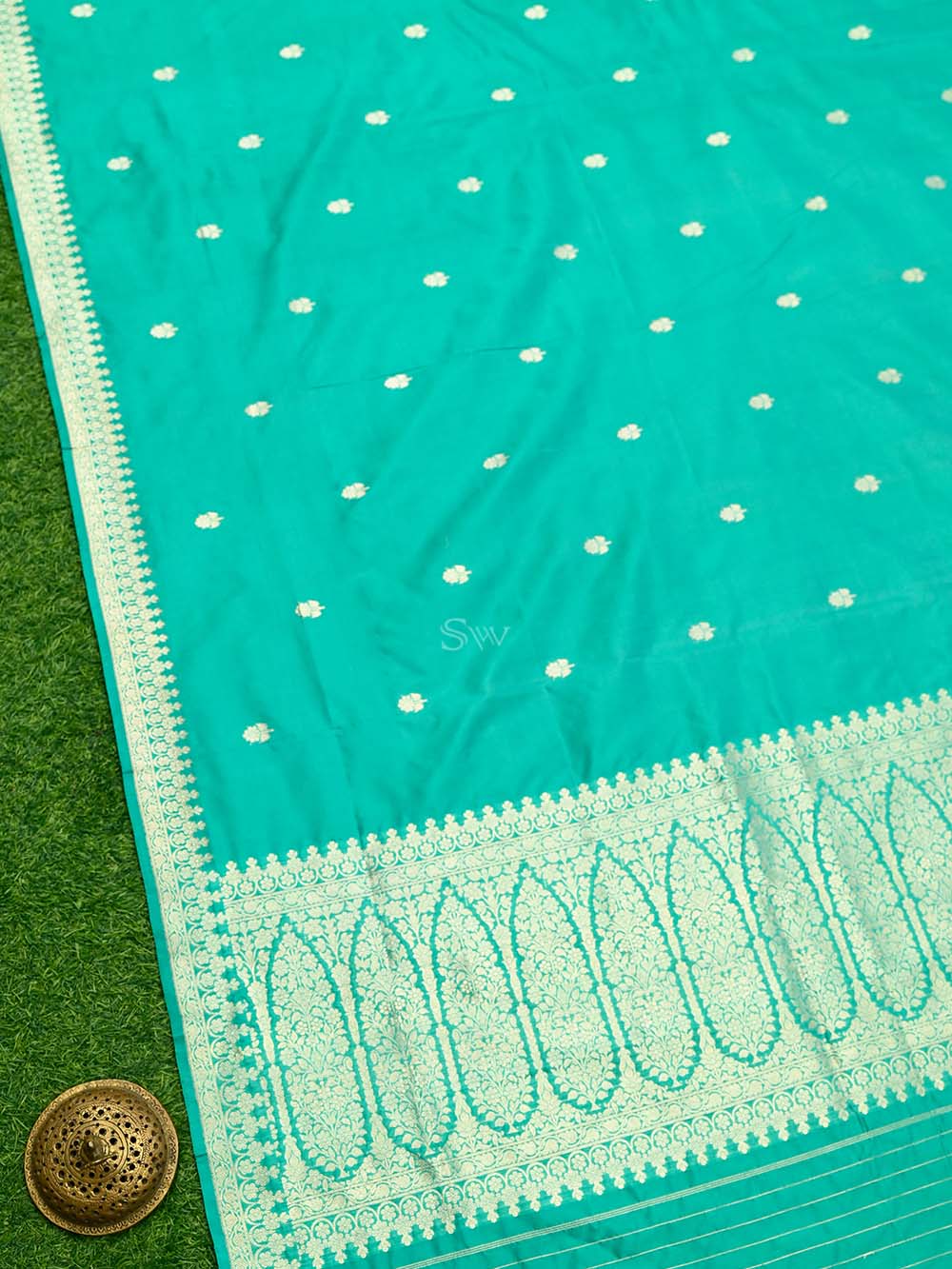 Sea Green Booti Katan Silk Handloom Banarasi Dupatta - Sacred Weaves