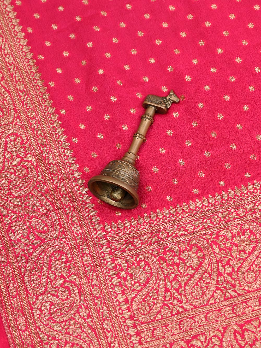 Magenta Crepe Silk Booti Handloom Banarasi Saree - Sacred Weaves