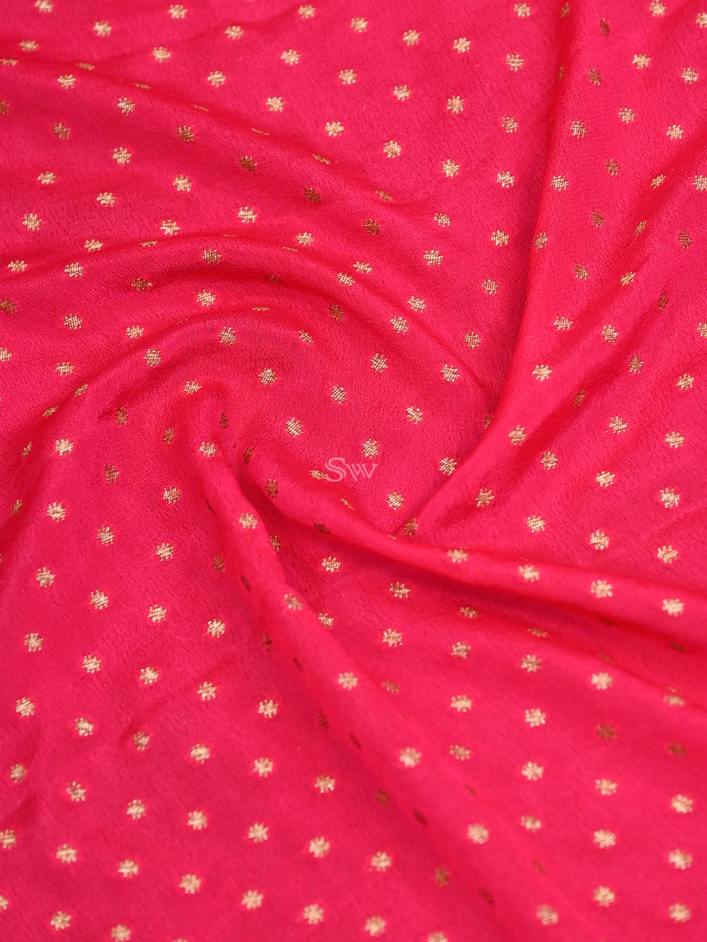 Magenta Crepe Silk Booti Handloom Banarasi Saree - Sacred Weaves