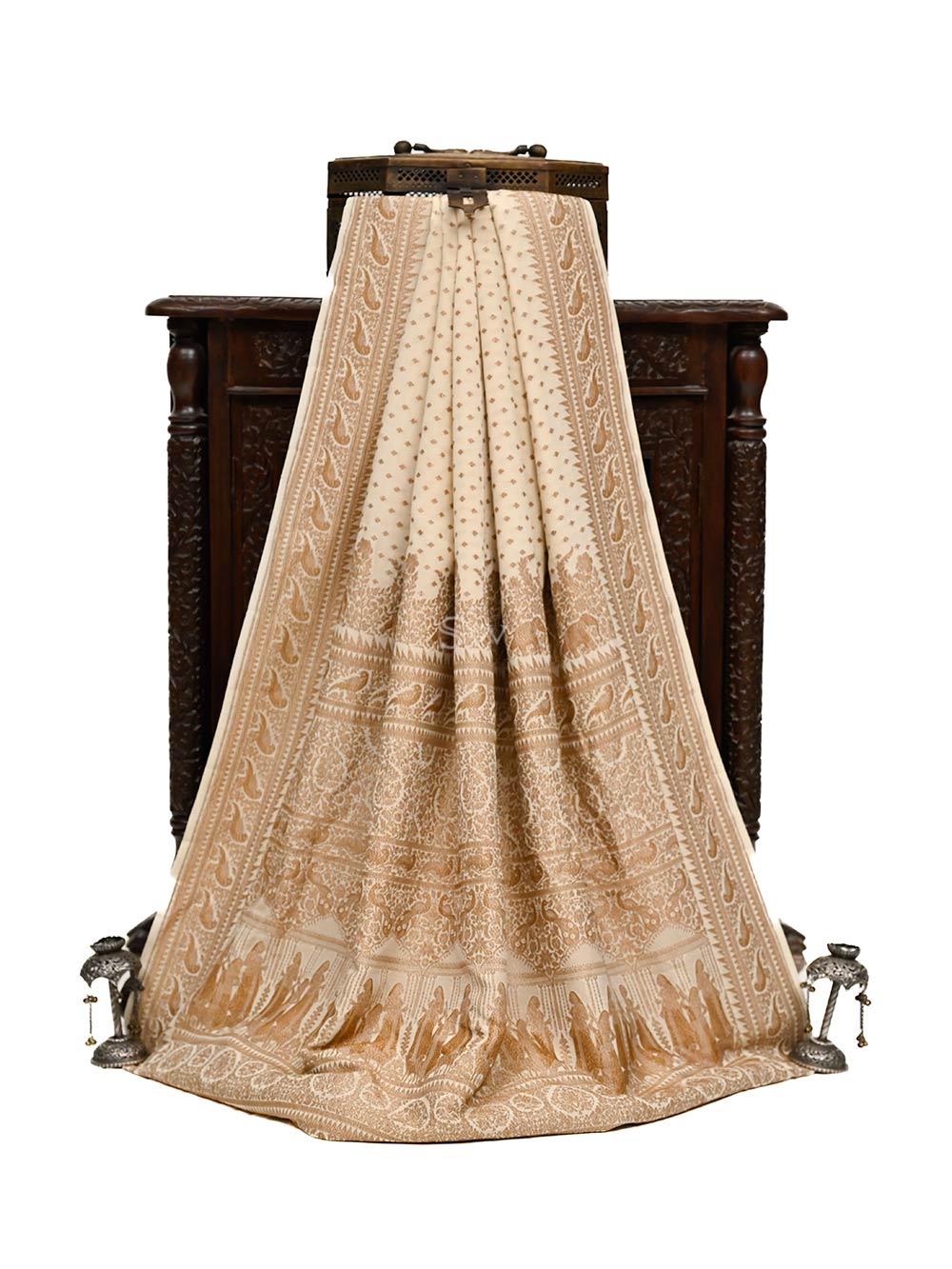 Cream Crepe Silk Booti Handloom Banarasi Saree - Sacred Weaves