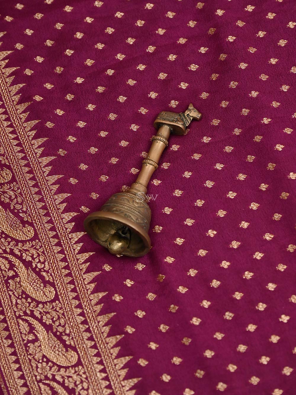 Dark Purple Crepe Silk Booti Handloom Banarasi Saree - Sacred Weaves