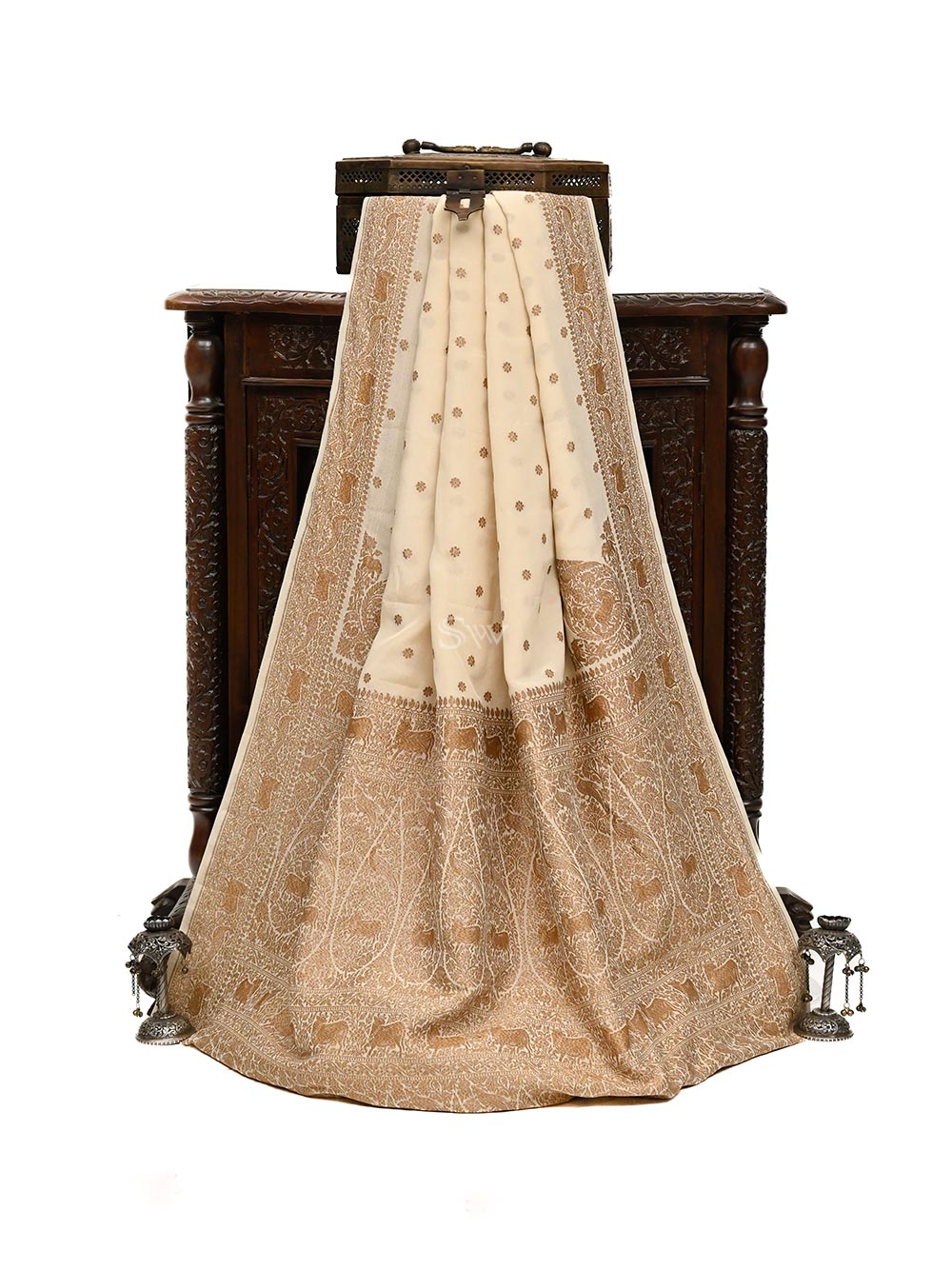 Cream Konia Crepe Silk Booti Handloom Banarasi Saree - Sacred Weaves