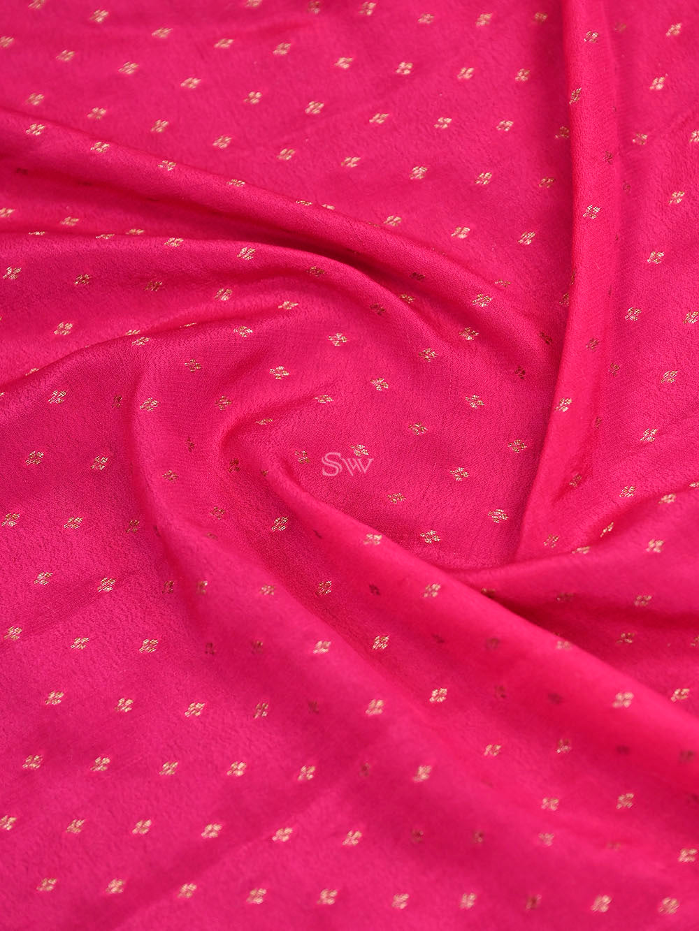 Magenta Crepe Silk Booti Handloom Banarasi Saree - Sacred Weaves