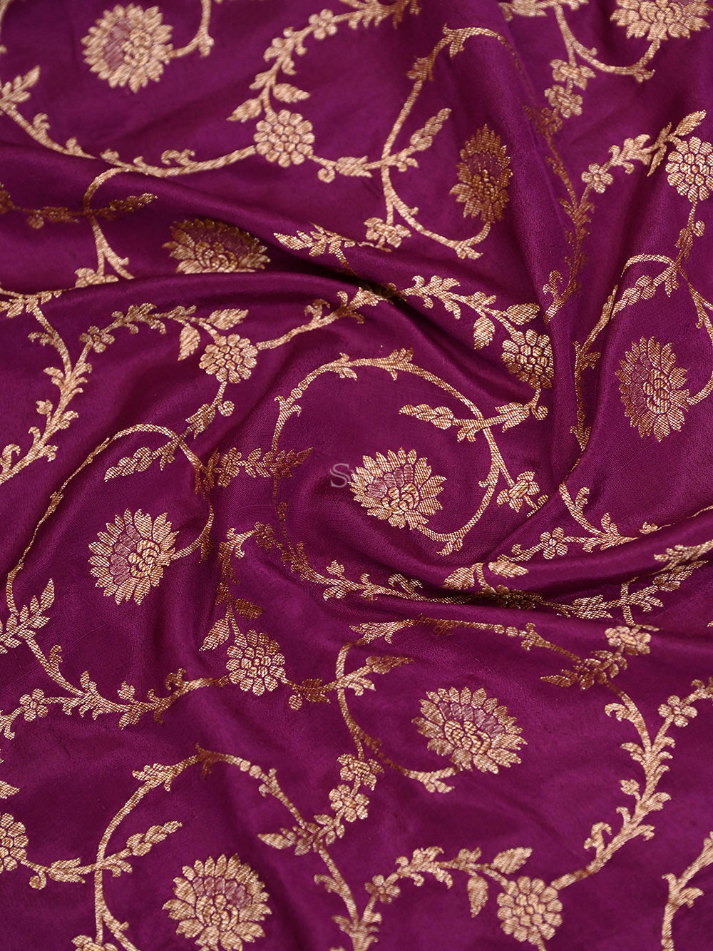 Wine Jaal Crepe Silk Handloom Banarasi Saree - Sacred Weaves